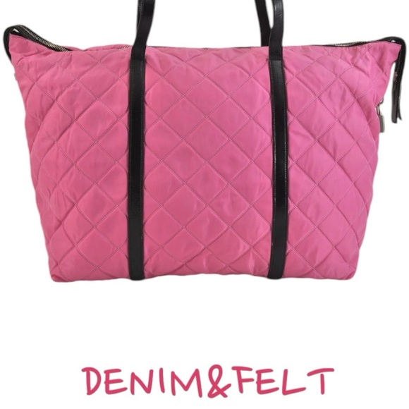 PRADA Vintage Pink/Black Begonia Quilted Nylon Travel Bag/Tote | PRELOVED!!🩷💗 - Picture 3 of 16